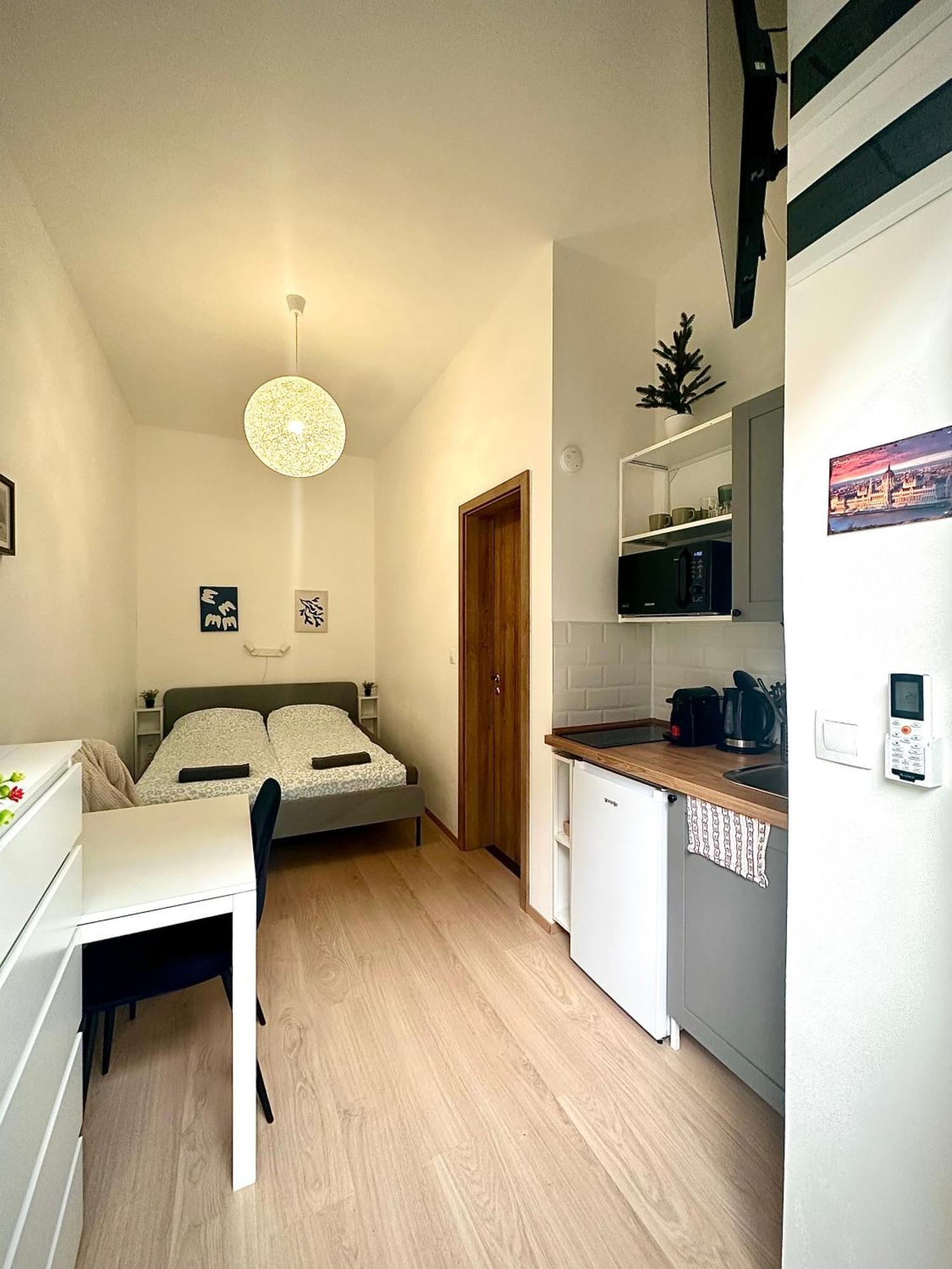 Cozy Centre Apartments Budapest Bagian luar foto