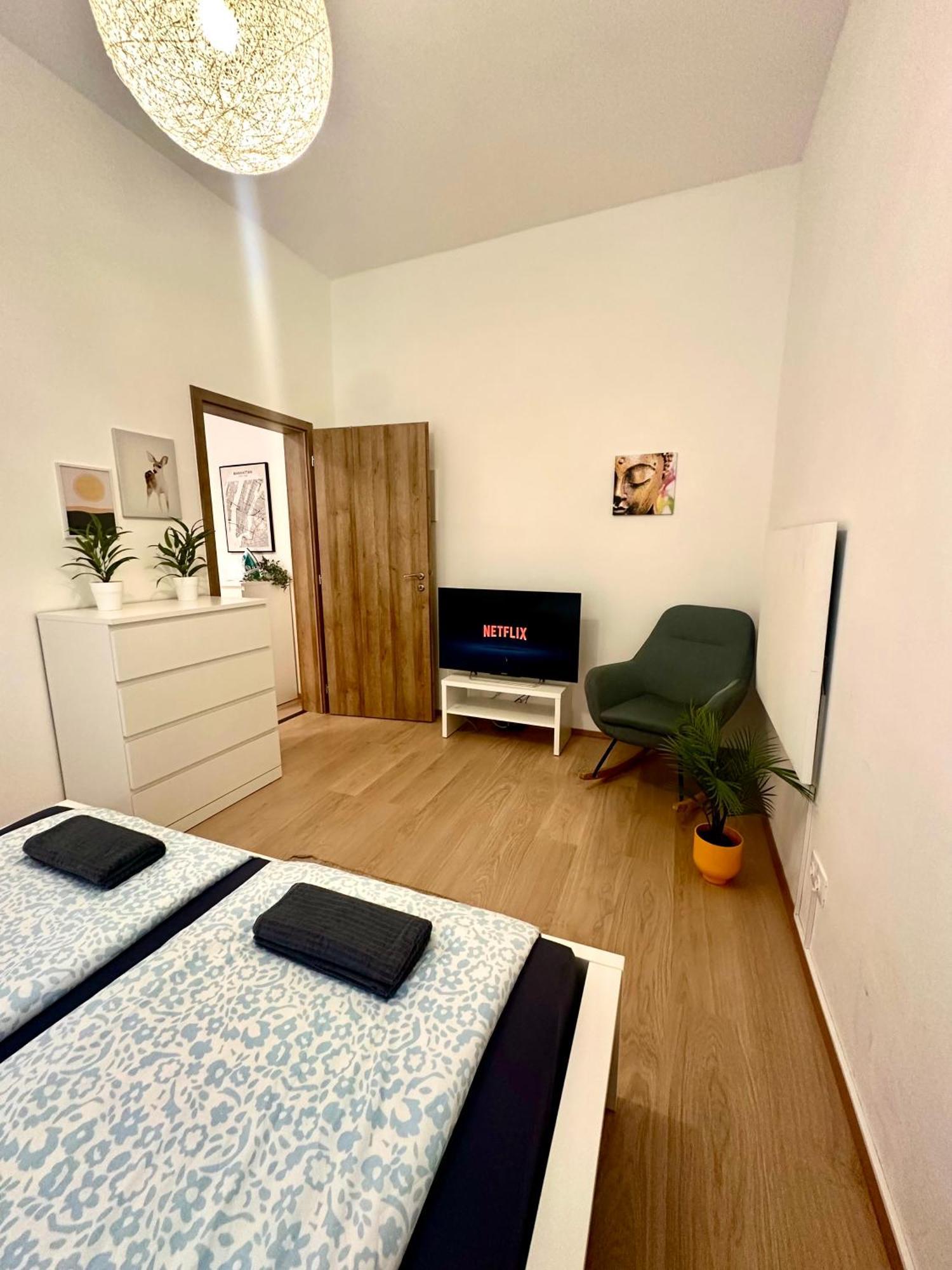 Cozy Centre Apartments Budapest Bagian luar foto